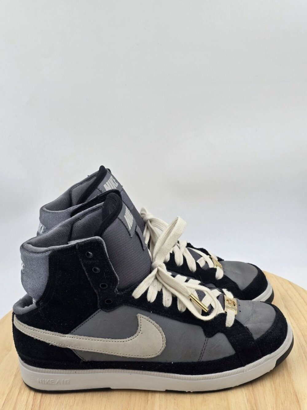 Nike Air Troupe Mid Dance Sneaker Hip Hop 324922-004 Womens sz 7